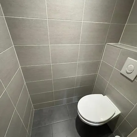 Apartamento Vue Sur Saint Quentin Un à Part *