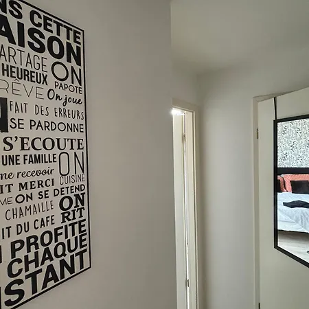 Apartment Vue Sur Saint Quentin Un Sejour A Part Longeville-les-Metz