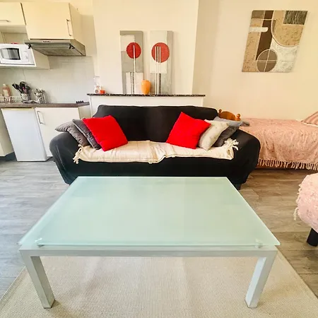 Apartamento Vue Sur Saint Quentin Un à Part *