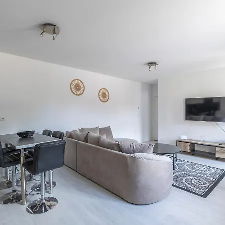 Vue Sur Saint Quentin Un Sejour A Part Apartman *